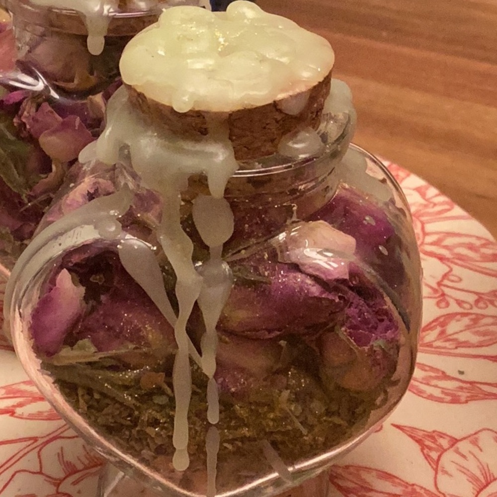 Spell jar Love intention witch jar handmade โค๏ธ๐นโจ๐ฟ๐โค๏ธ๐๐๐๐๐๐ฎ๐๐๐๐ธ - Picture 5 of 16
